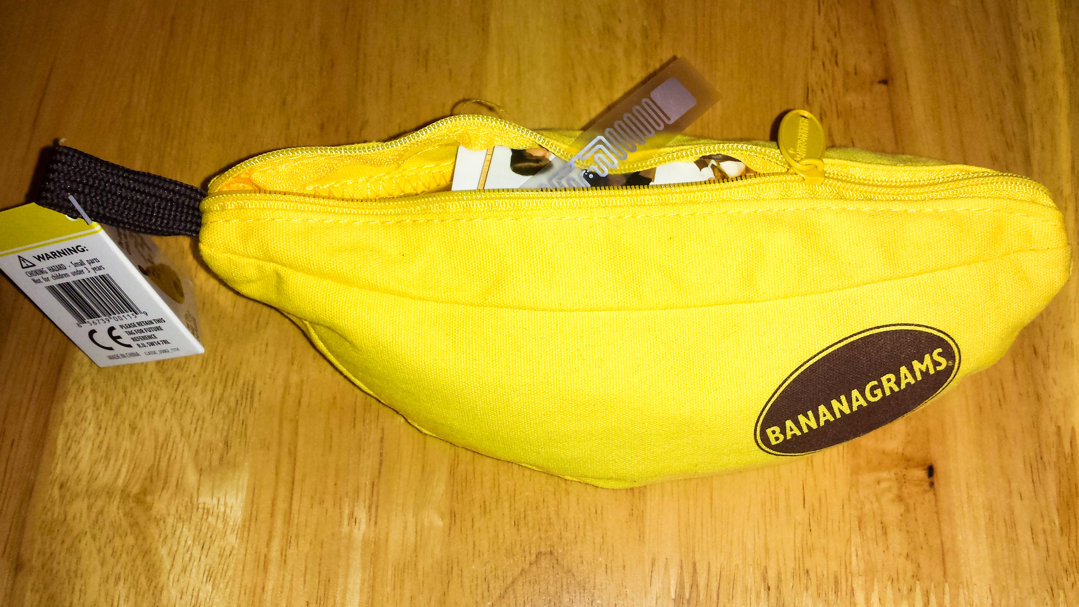 Bananagrams with RFID tag